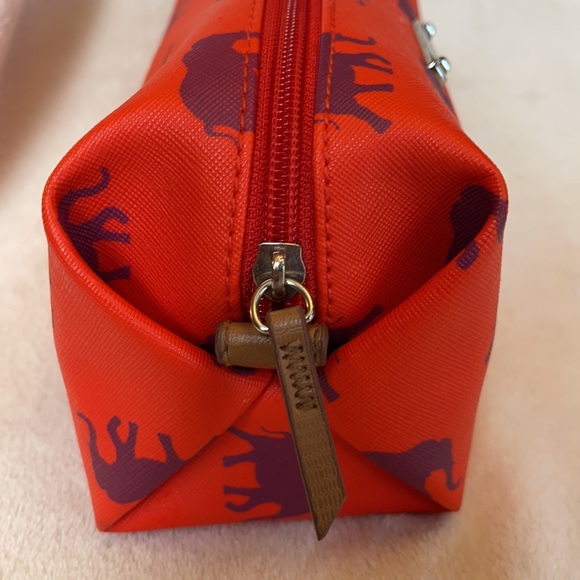 STELLA & DOT Elephant Pouf in Poppy Red - Picture 4 of 11